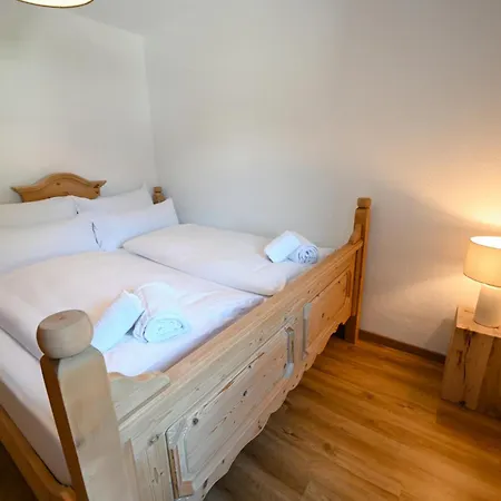 Alpenvilla Liboria Mit Sauna Garten Und 5 Schlafzimmern