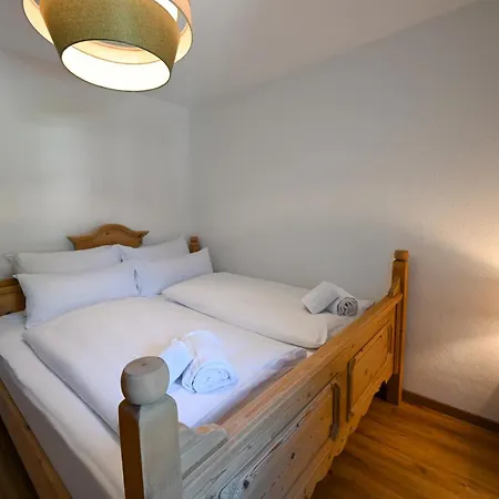Alpenvilla Liboria Mit Sauna Garten Und 5 Schlafzimmern 度假居