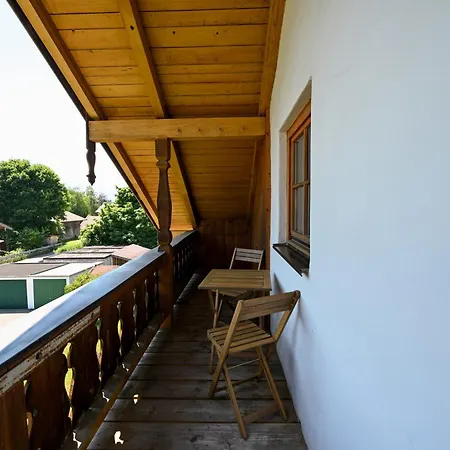 Hébergement de vacances Alpenvilla Liboria Mit Sauna Garten Und 5 Schlafzimmern Wallgau