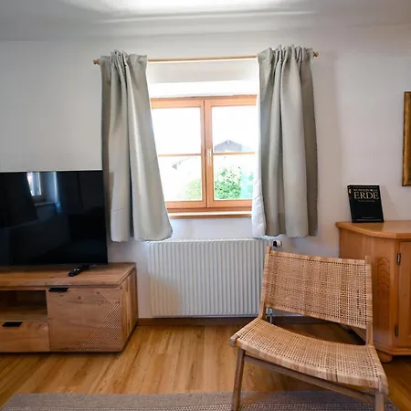 Alpenvilla Liboria Mit Sauna Garten Und 5 Schlafzimmern *