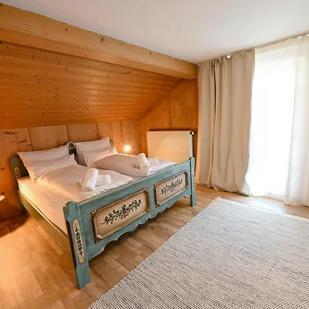 Alpenvilla Liboria Mit Sauna Garten Und 5 Schlafzimmern 度假居 瓦尔高