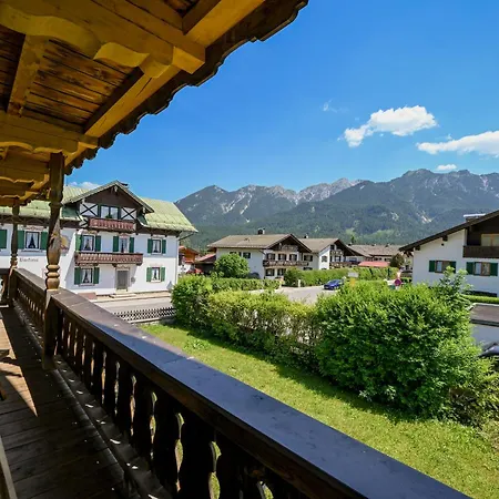 Alpenvilla Liboria Mit Sauna Garten Und 5 Schlafzimmern *